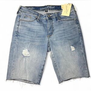 Universal Thread mid rise distressed Bermuda shorts